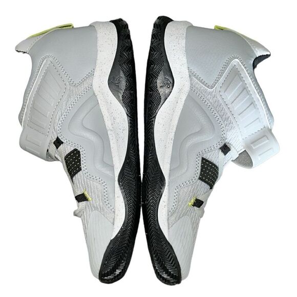 And1 Boys Gray Hightop Sneakers(Size 6) - Picture 3 of 7